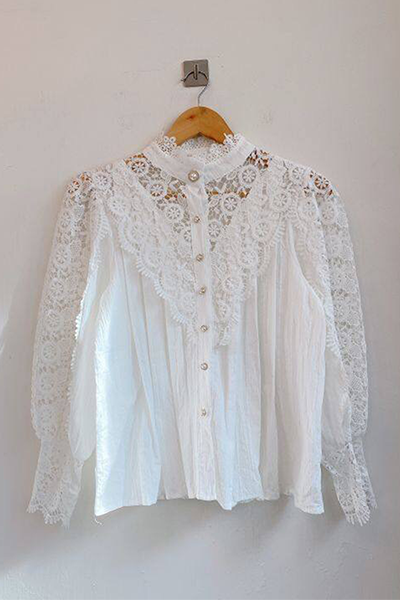 Elegant Patchwork Lace Hollowed Out Buckle Mandarin Collar Blouses(3 Colors)