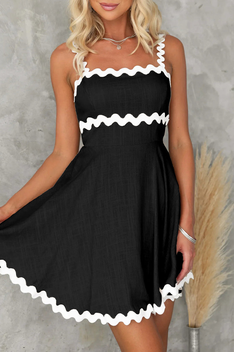 Sweet Elegant Ripple Contrast Square Collar Sling Dress Dresses